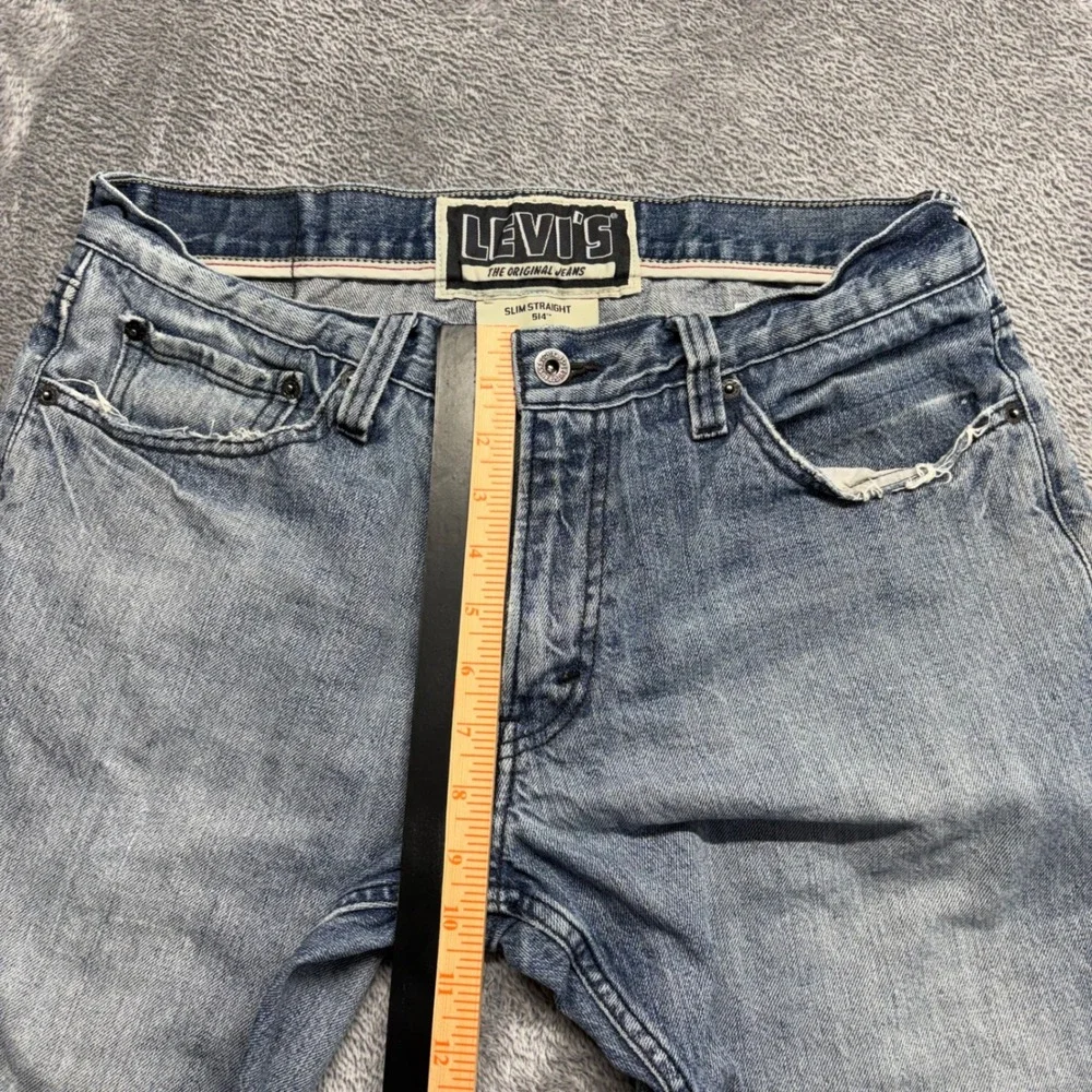 Levi's 514 Slim Straight Jeans Mens 34x30 Blue Good Light Wash Denim Zip Fly
